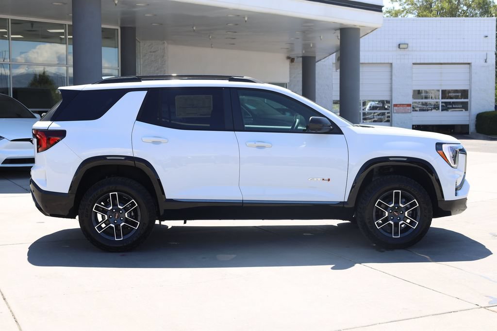 New 2027 GMC Terrain AT4 w/ Convenience Package III AWD/4WD image 7