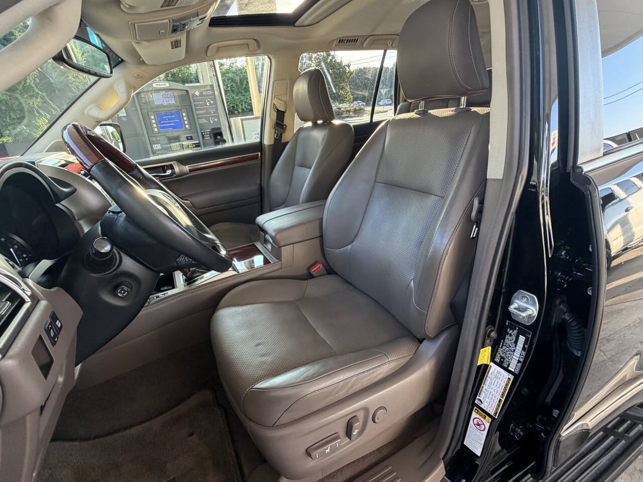 Used 2013 Lexus GX 460 w/ Comfort Plus Pkg AWD/4WD image 6