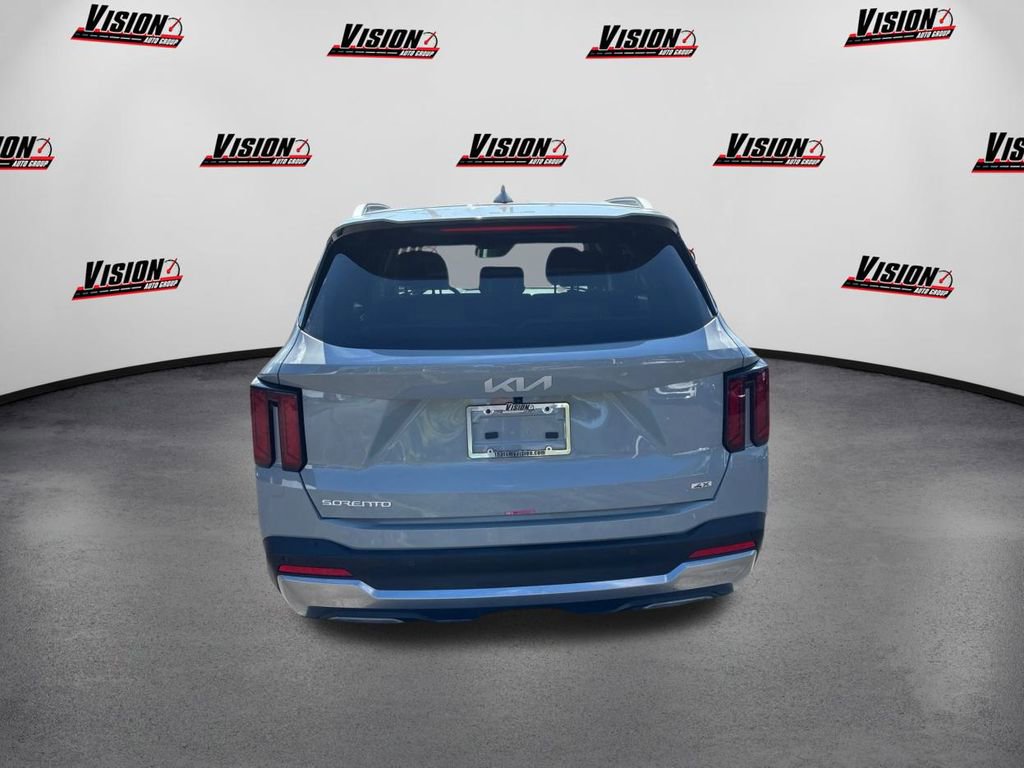 Certified 2025 Kia Sorento S image 6