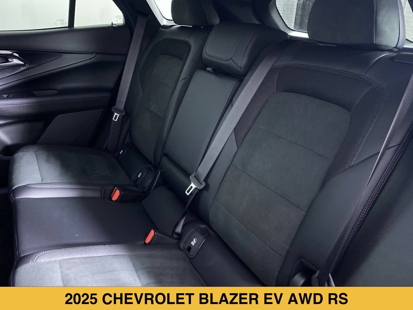 Certified 2025 Chevrolet Blazer EV RS AWD/4WD image 11
