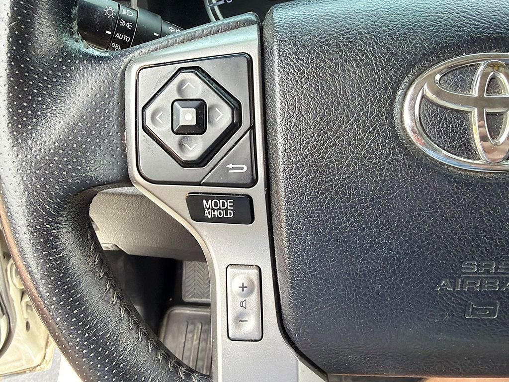 Used 2014 Toyota 4Runner Limited AWD/4WD image 22