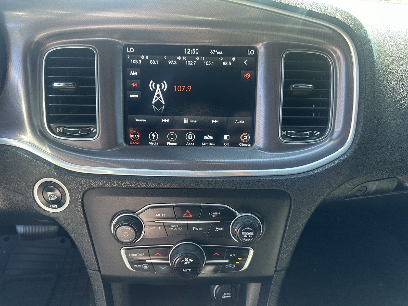 Used 2019 Dodge Charger GT image 25