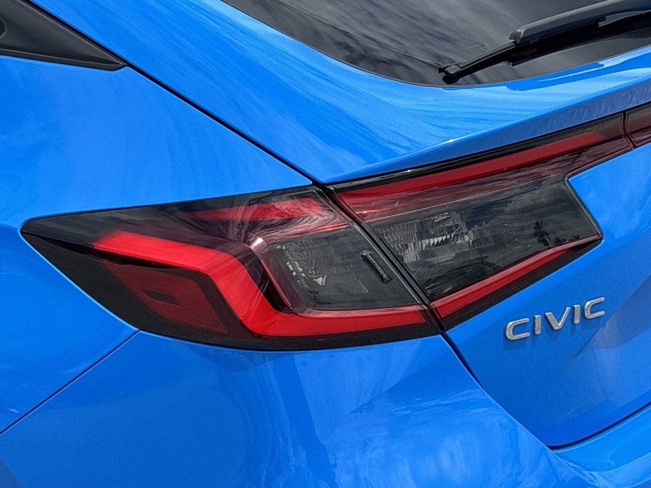 Used 2022 Honda Civic Sport Touring image 7