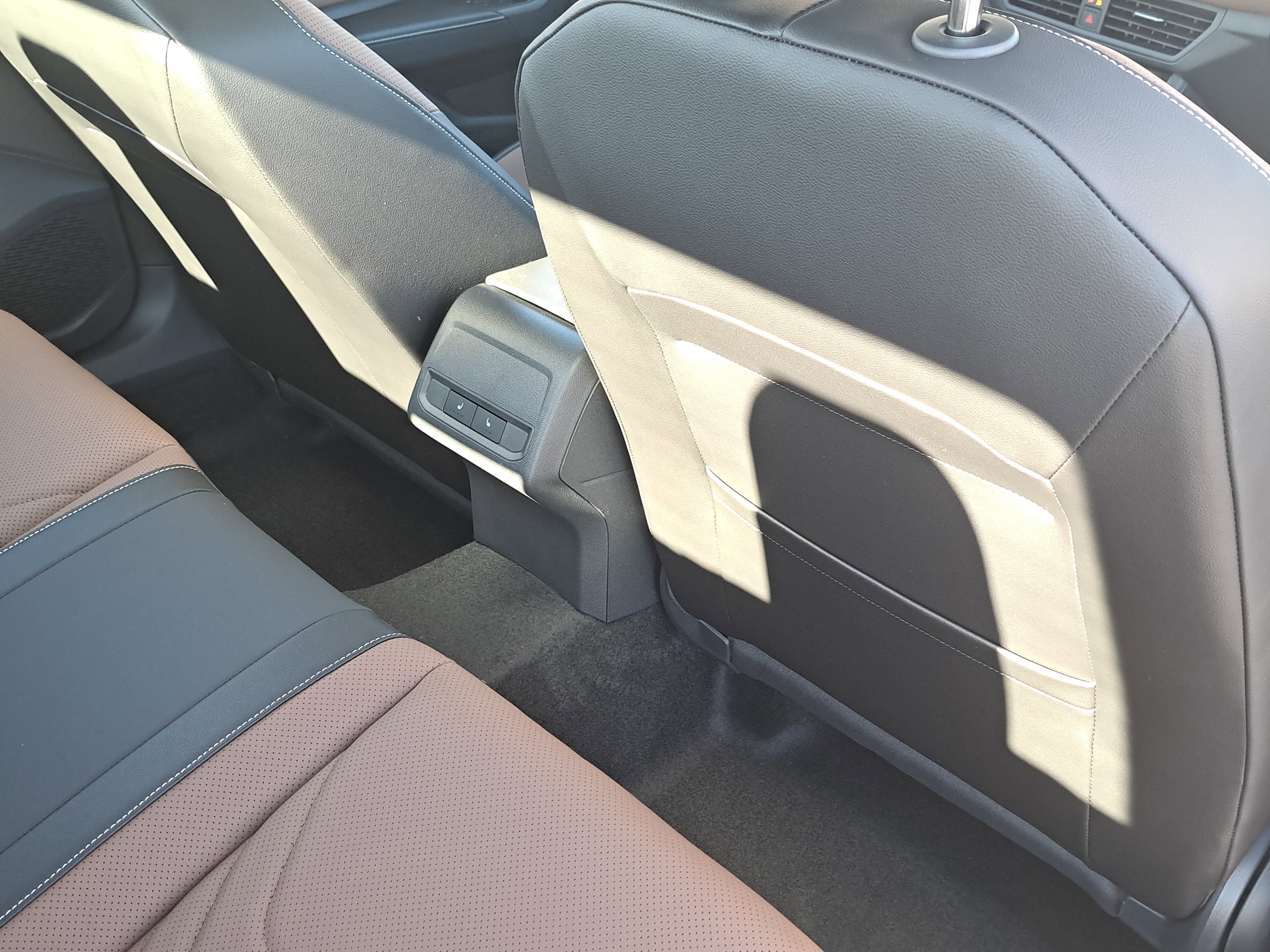 New 2026 Volkswagen Jetta SEL FWD image 11
