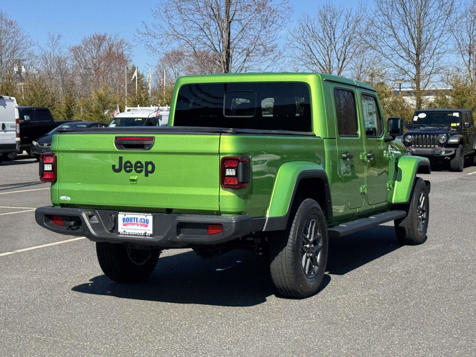 New 2026 Jeep Gladiator Sport AWD/4WD image 4