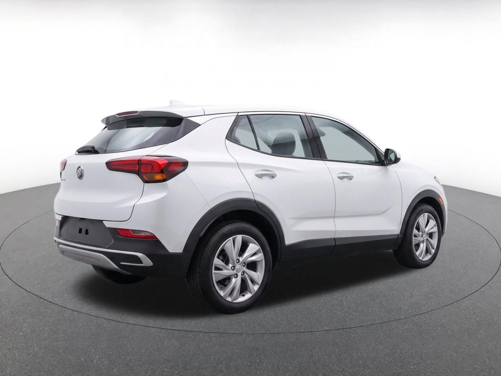 Used 2025 Buick Encore GX Preferred AWD/4WD image 8