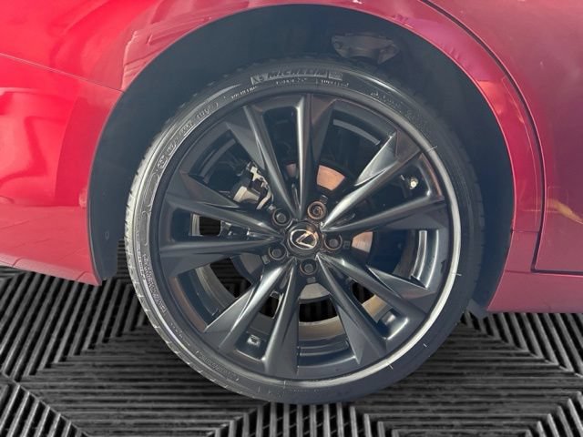 Used 2025 Lexus ES 300h F Sport w/ Accessory Package (Z1) FWD image 33