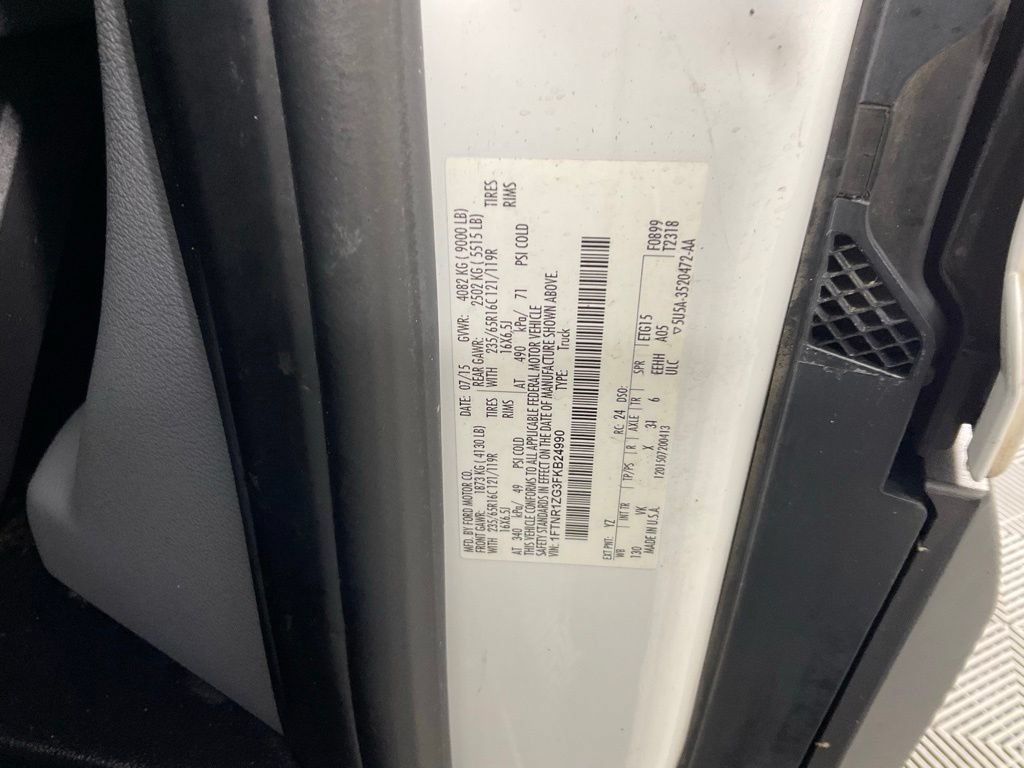 Used 2015 Ford Transit 250 130 Low Roof w/ Exterior Upgrade Package RWD image 24