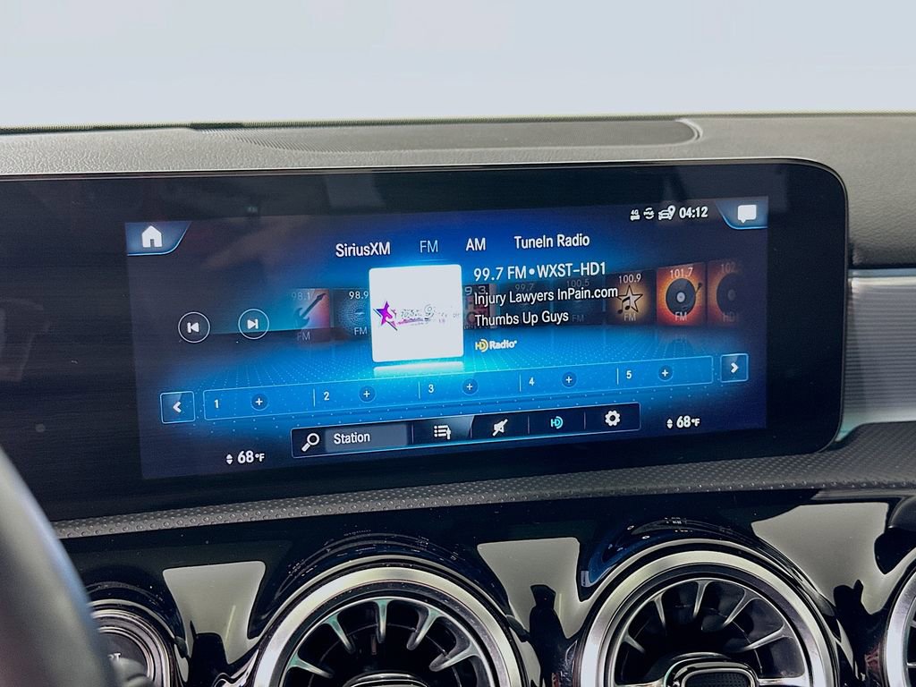 Used 2022 Mercedes-Benz A 220 4MATIC image 26