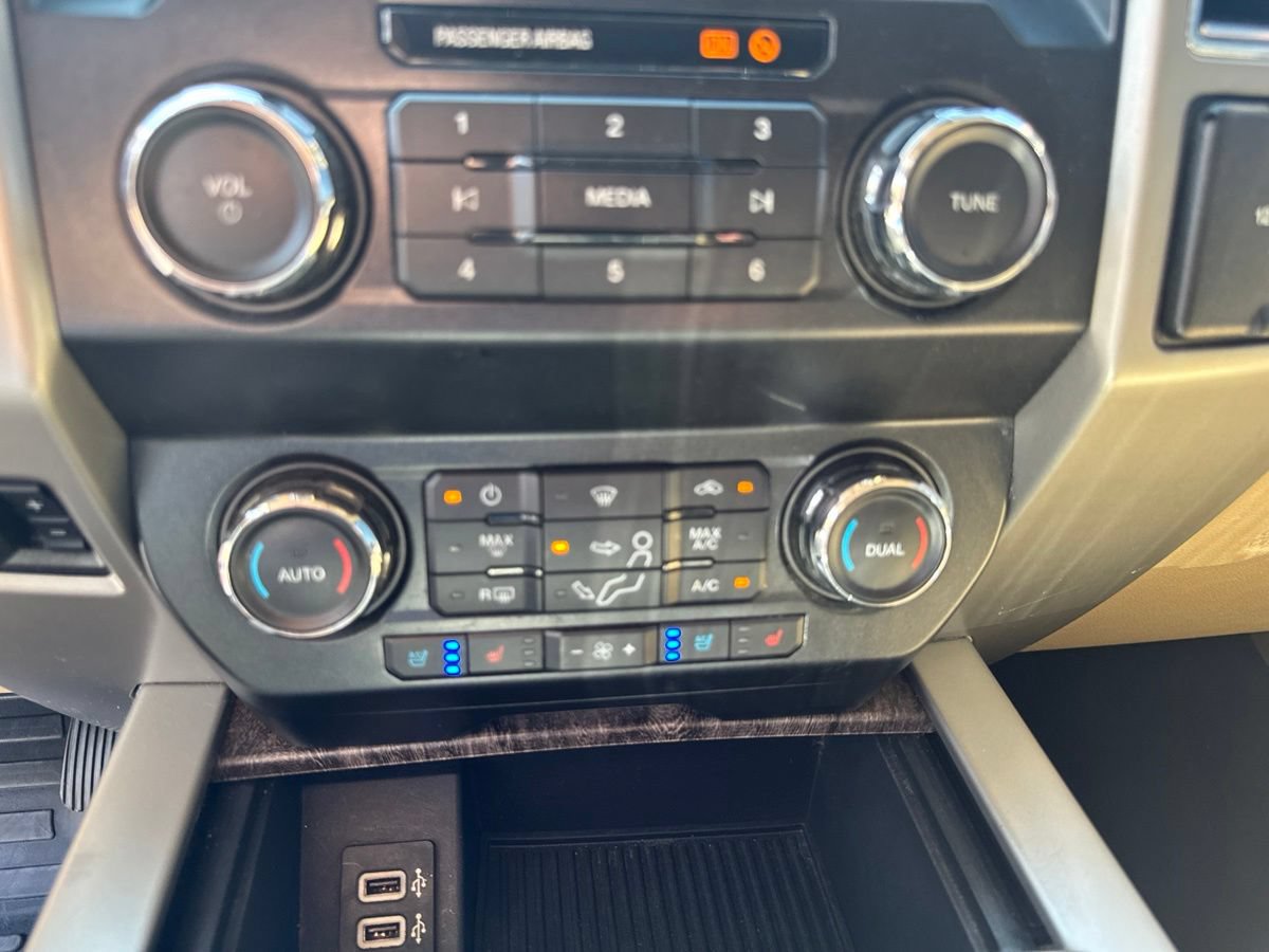 Used 2019 Ford F250 Lariat w/ Chrome Package AWD/4WD image 27