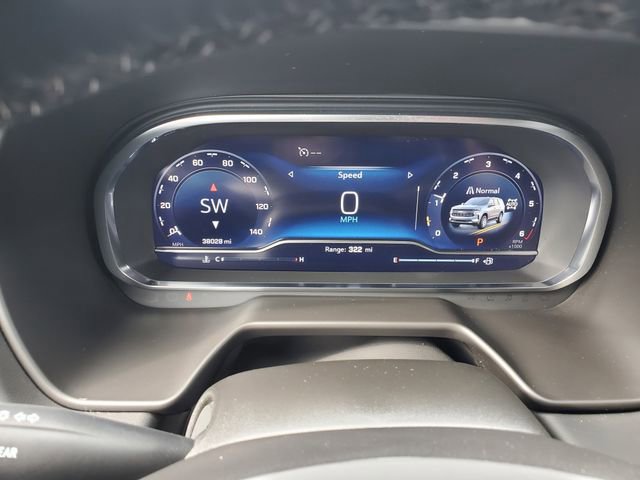 Used 2024 Chevrolet Tahoe LT w/ Luxury Package image 29