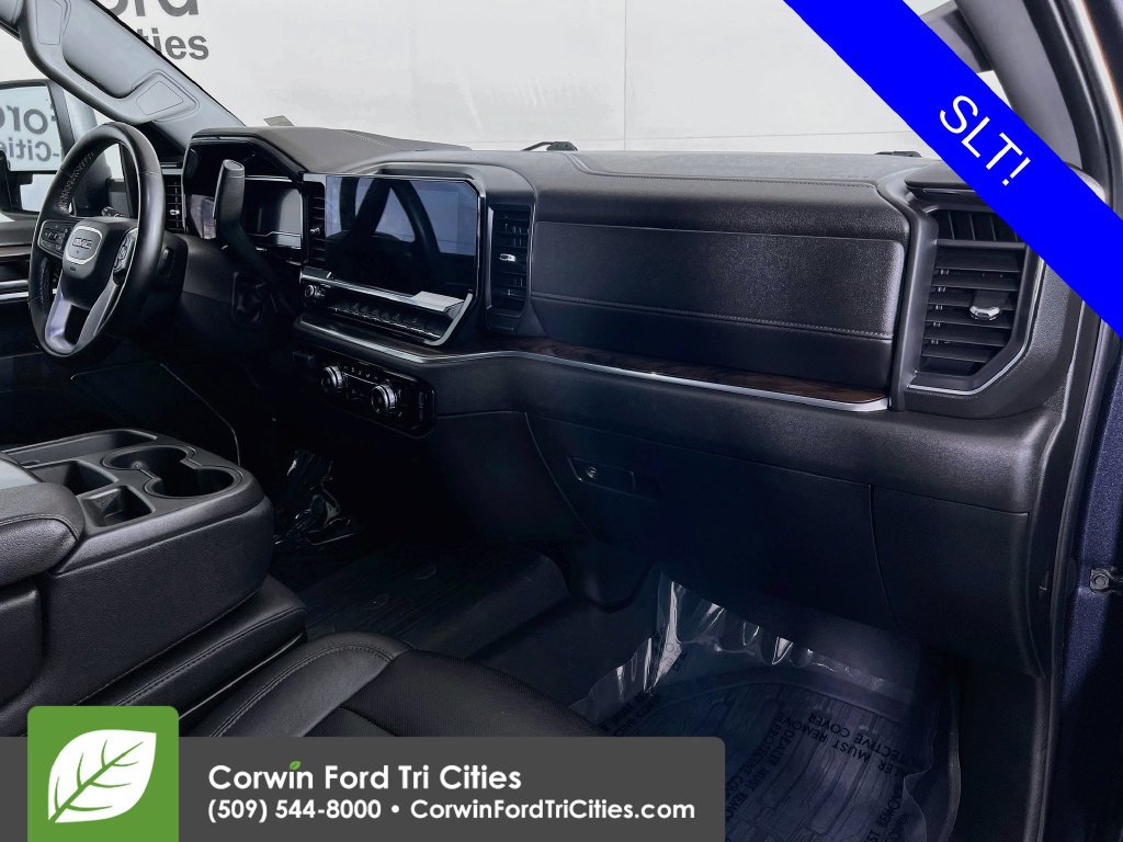 Used 2024 GMC Sierra 3500 SLT AWD/4WD image 28
