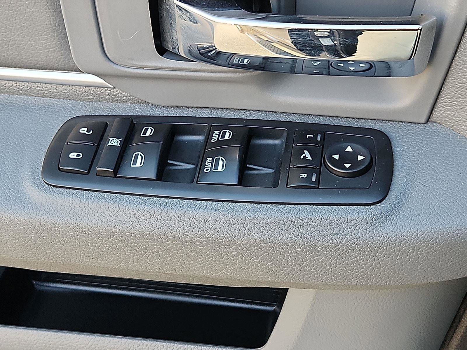 Used 2018 RAM 2500 Big Horn image 24