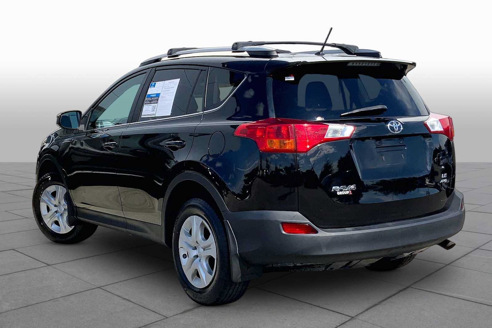 Used 2014 Toyota RAV4 LE AWD/4WD image 11