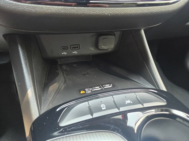 Used 2024 Buick Envista Avenir FWD image 25