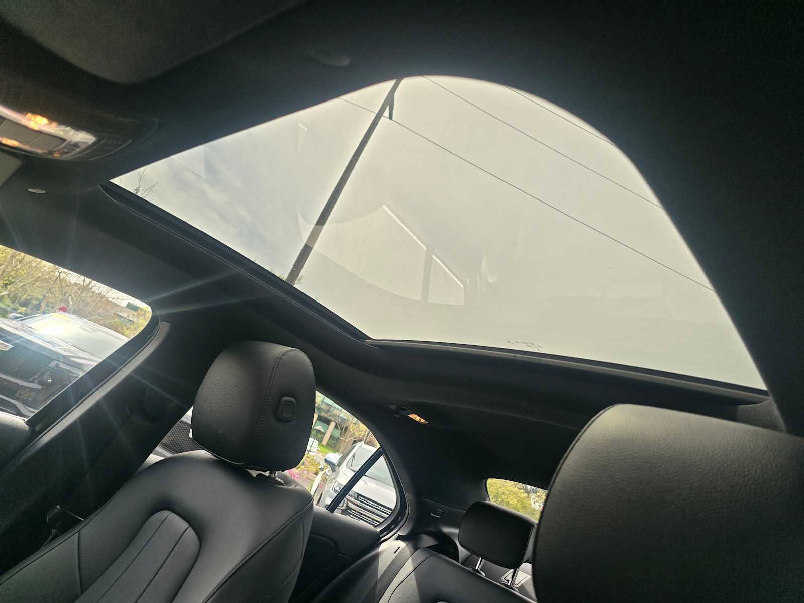 Used 2022 Mercedes-Benz A 220 4MATIC image 25