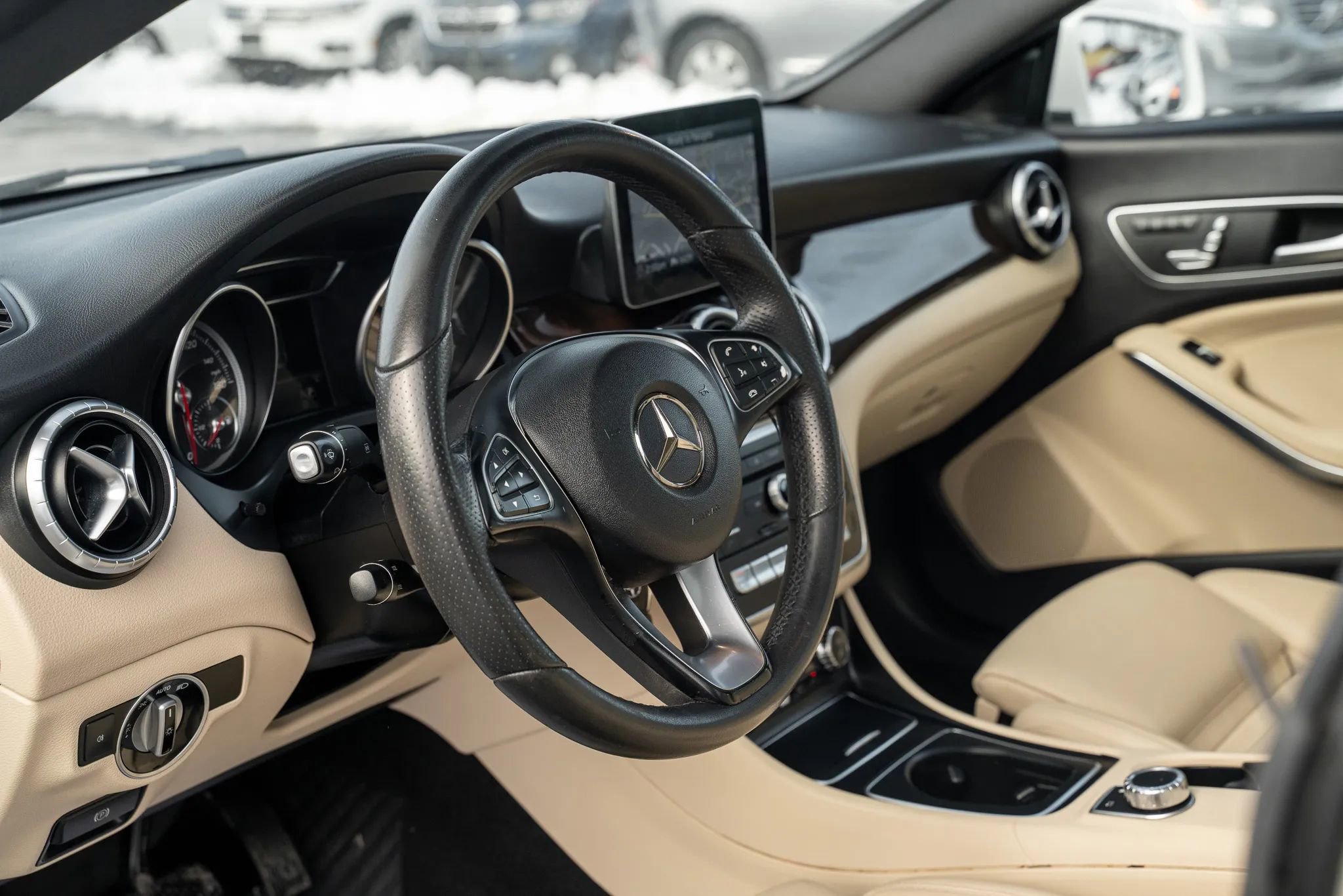 Used 2018 Mercedes-Benz CLA 250 4MATIC image 14