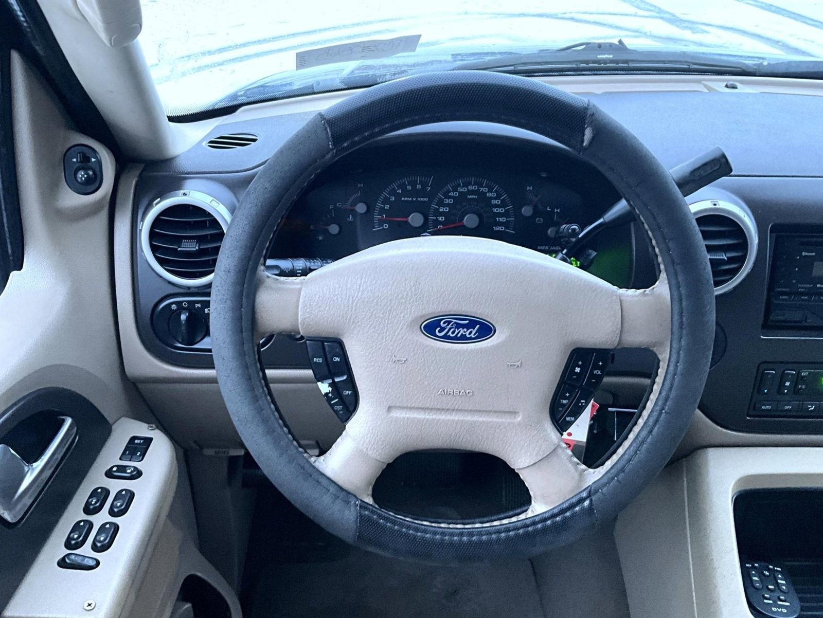 Used 2004 Ford Expedition Eddie Bauer image 12