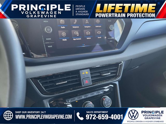Used 2023 Volkswagen Taos SE FWD image 18