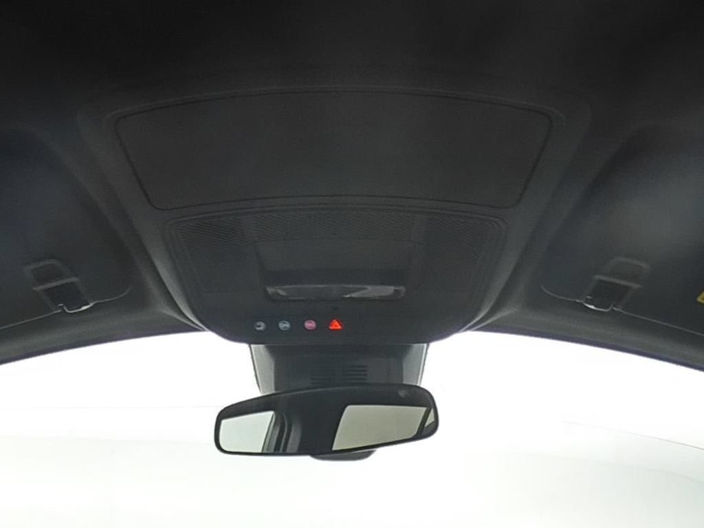 Used 2025 Chevrolet Equinox LT AWD/4WD image 37