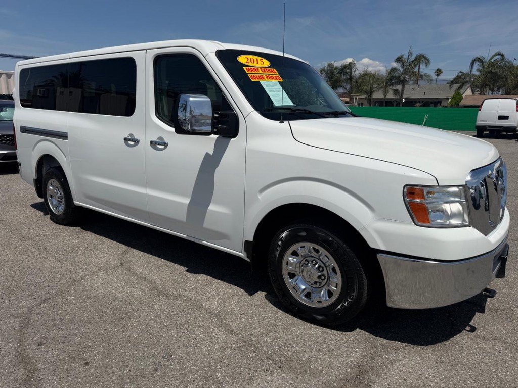 Used 2015 Nissan NV 3500 SV w/ Technology Package RWD image 3