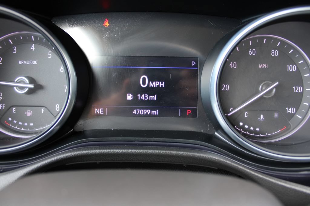 Used 2022 Buick Encore GX Select FWD image 30