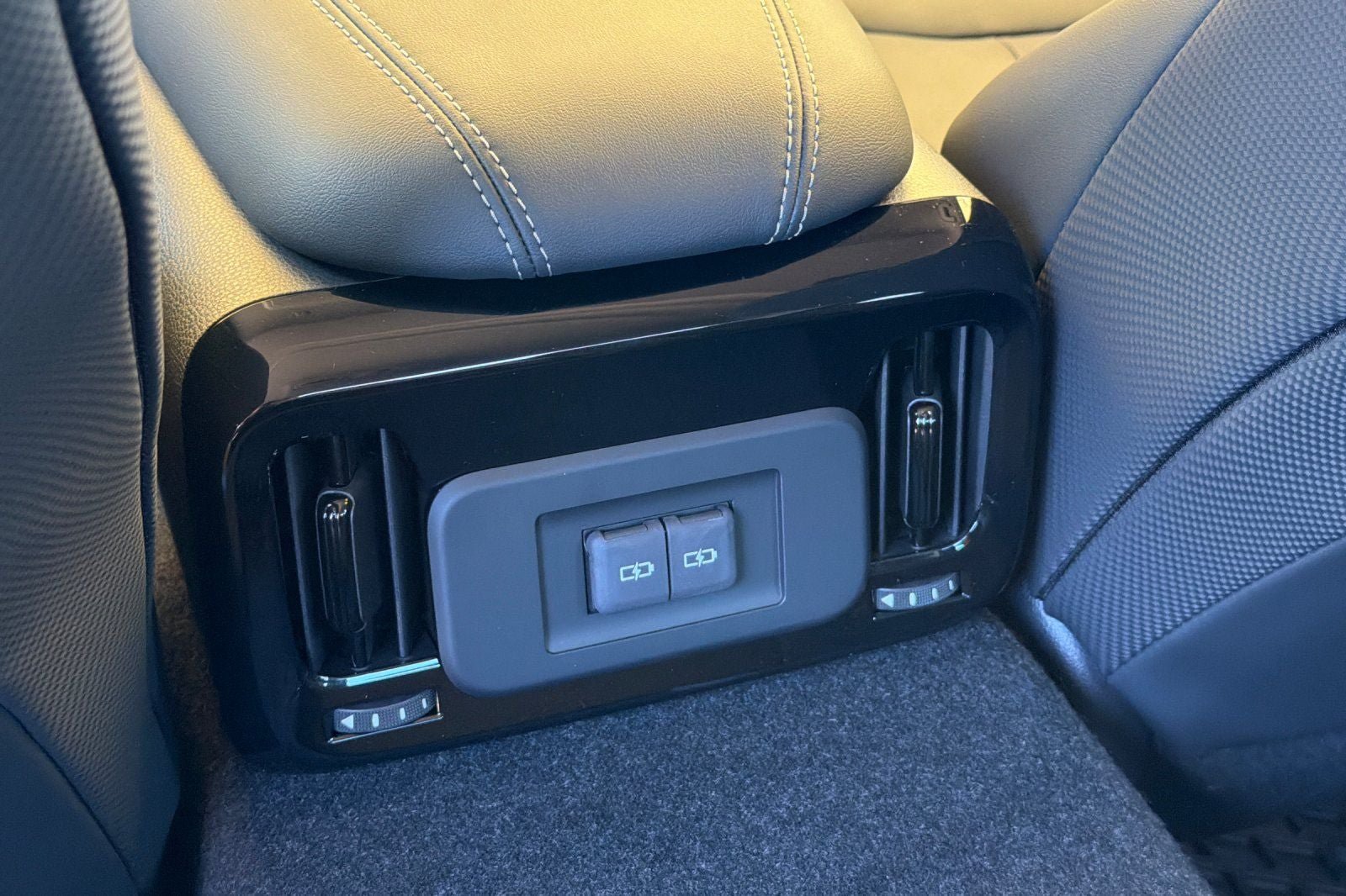 New 2026 Toyota Mirai RWD image 15