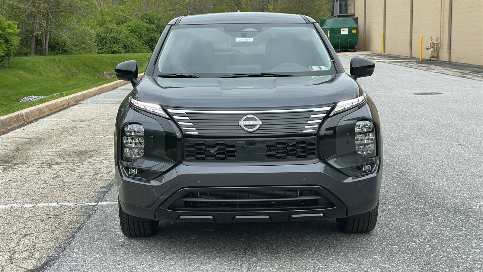 New 2026 Nissan Rogue SL w/ Family Package AWD/4WD image 3