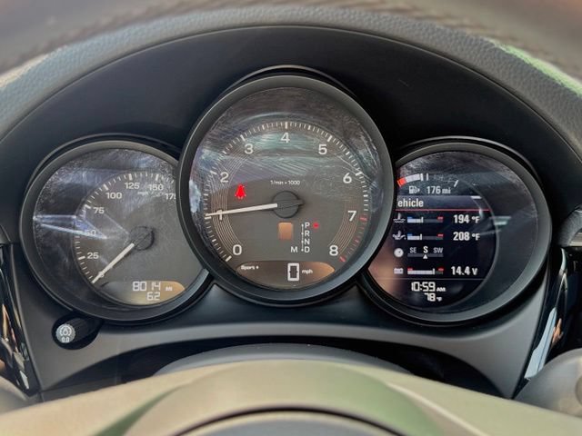 Certified 2026 Porsche Macan AWD/4WD image 22