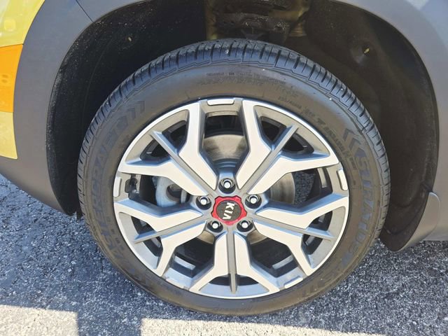 Used 2021 Kia Seltos SX AWD/4WD image 16