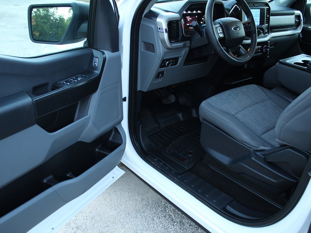 Used 2021 Ford F150 XL w/ Trailer Tow Package image 16