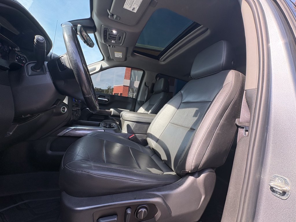 Used 2022 Chevrolet Silverado 1500 LTZ w/ LTZ Premium Package AWD/4WD image 5