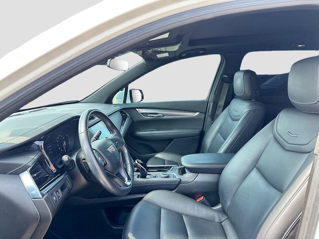 Used 2023 Cadillac XT6 Luxury image 11