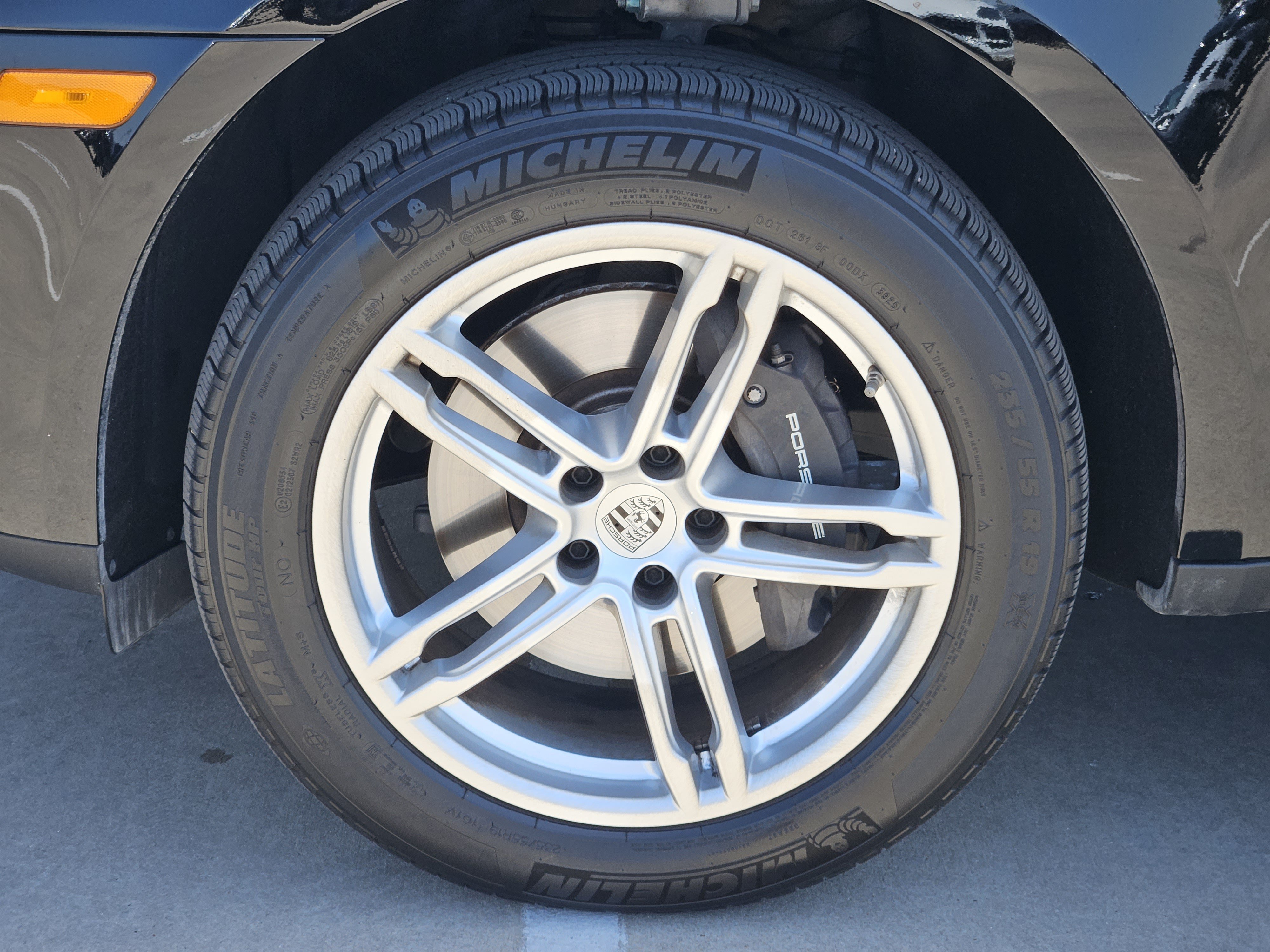 Certified 2026 Porsche Macan AWD/4WD image 14