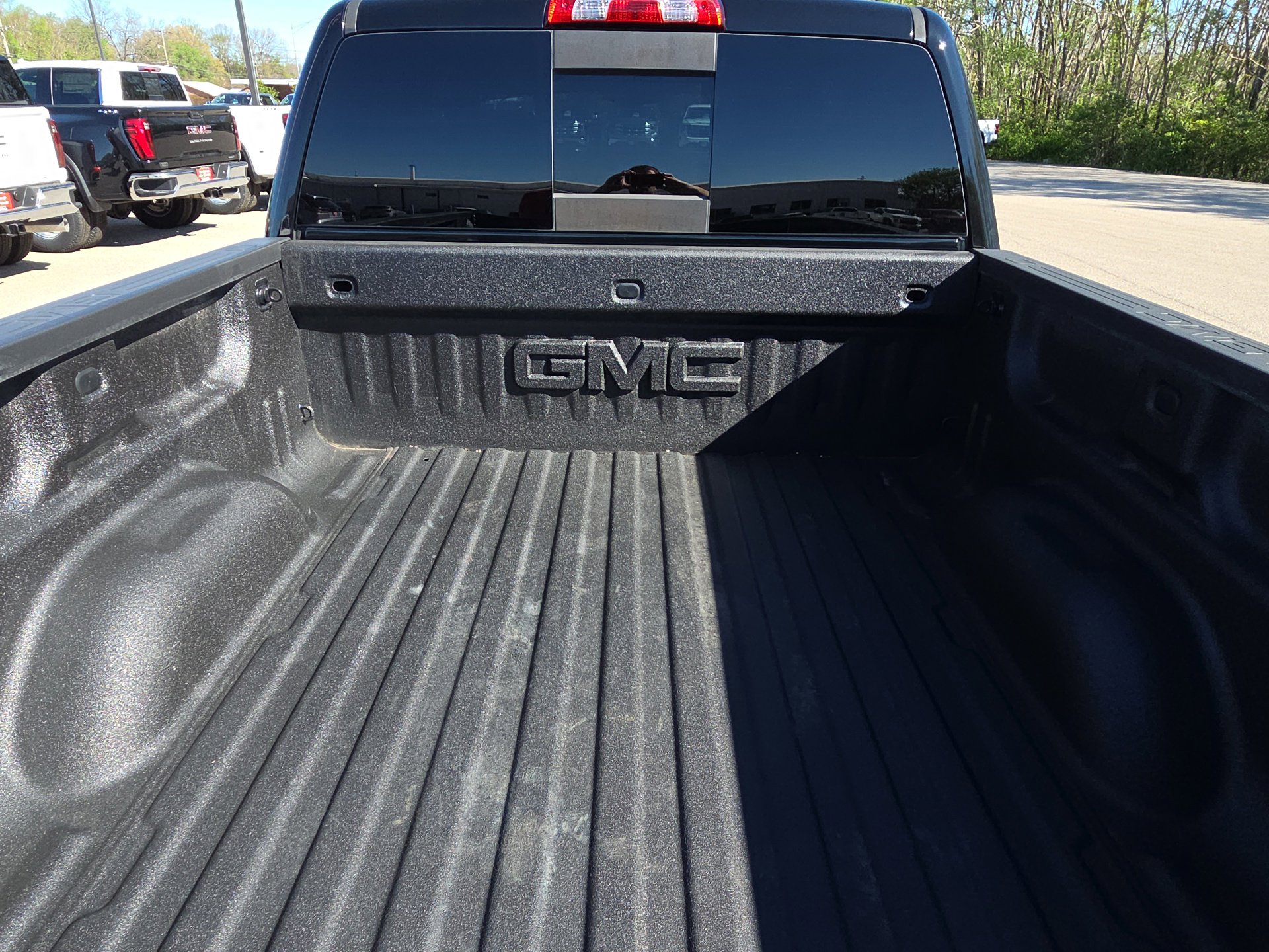 Used 2018 GMC Sierra 1500 SLT w/ SLT Premium Package image 8