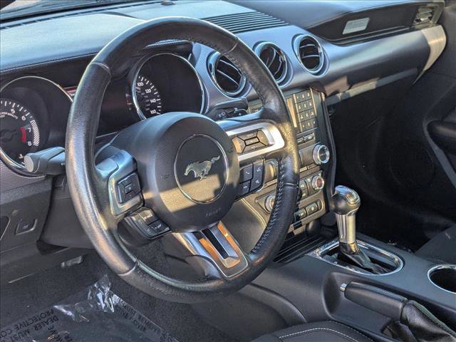 Used 2017 Ford Mustang Coupe image 9