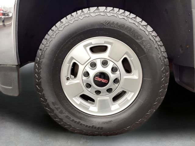 Used 2018 GMC Sierra 2500 SLE w/ SLE Preferred Package image 12