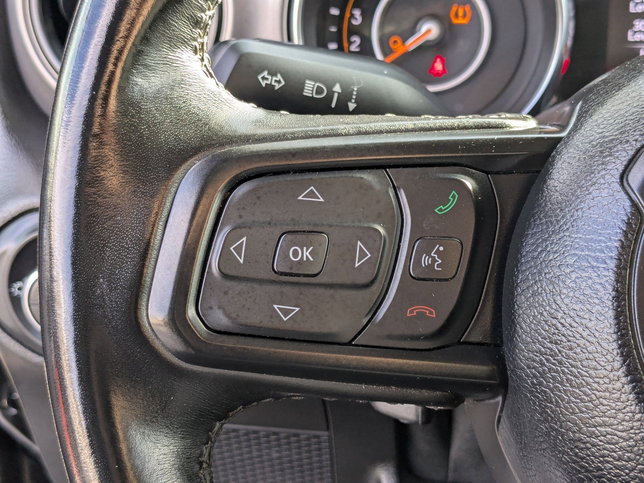 Used 2021 Jeep Gladiator Willys image 19