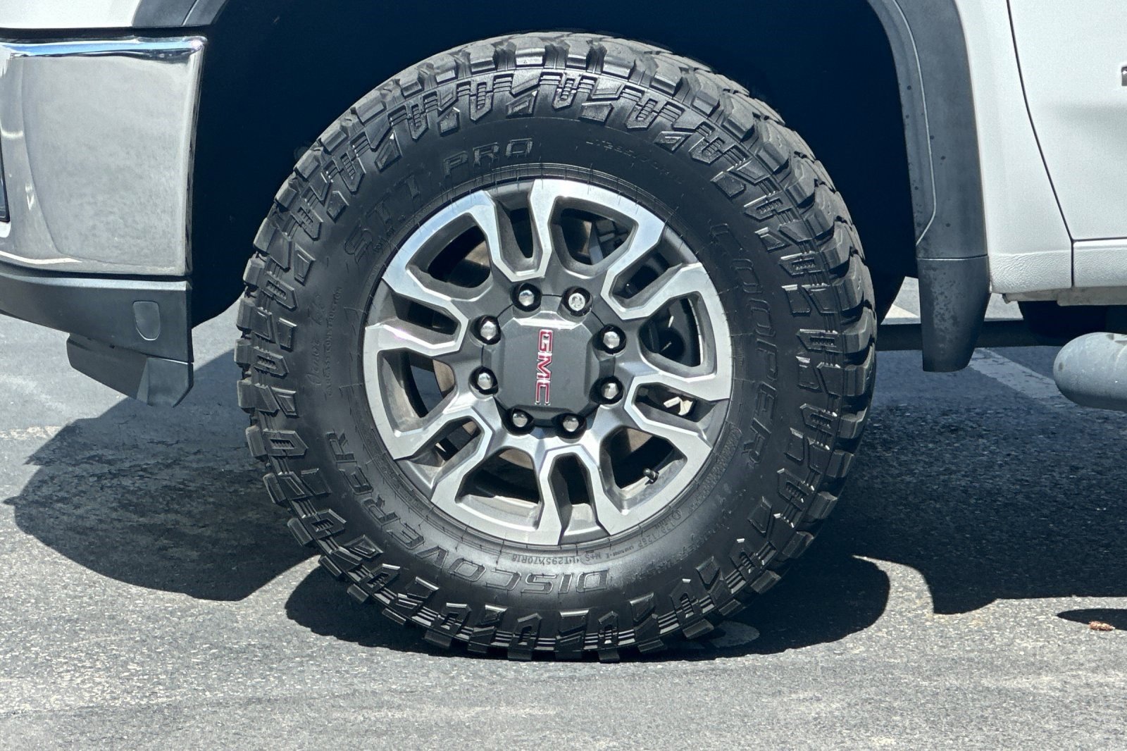 Used 2022 GMC Sierra 2500 SLE w/ SLE Value Package; AWD/4WD image 32