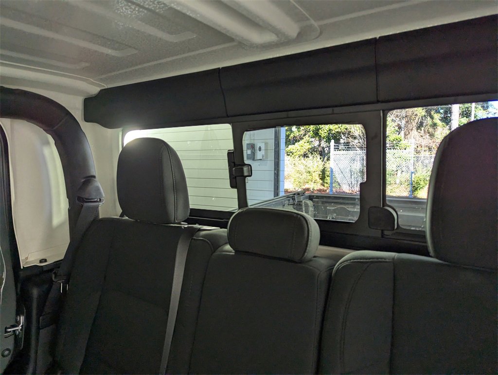 Used 2022 Jeep Gladiator Sport image 30