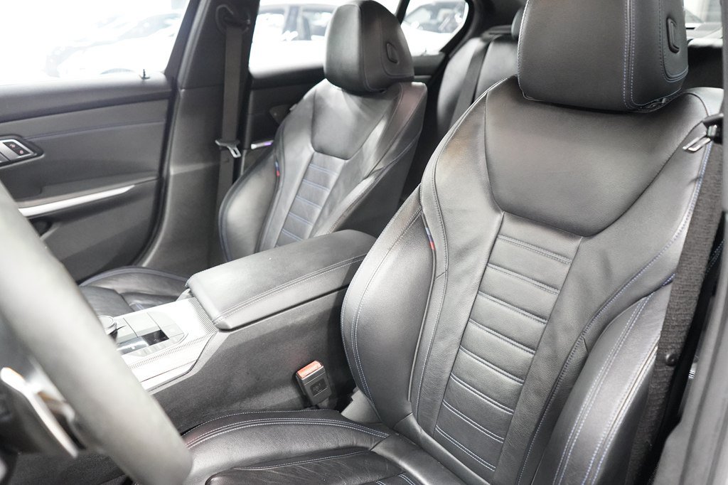 Used 2020 BMW M340i w/ Executive Package RWD image 7
