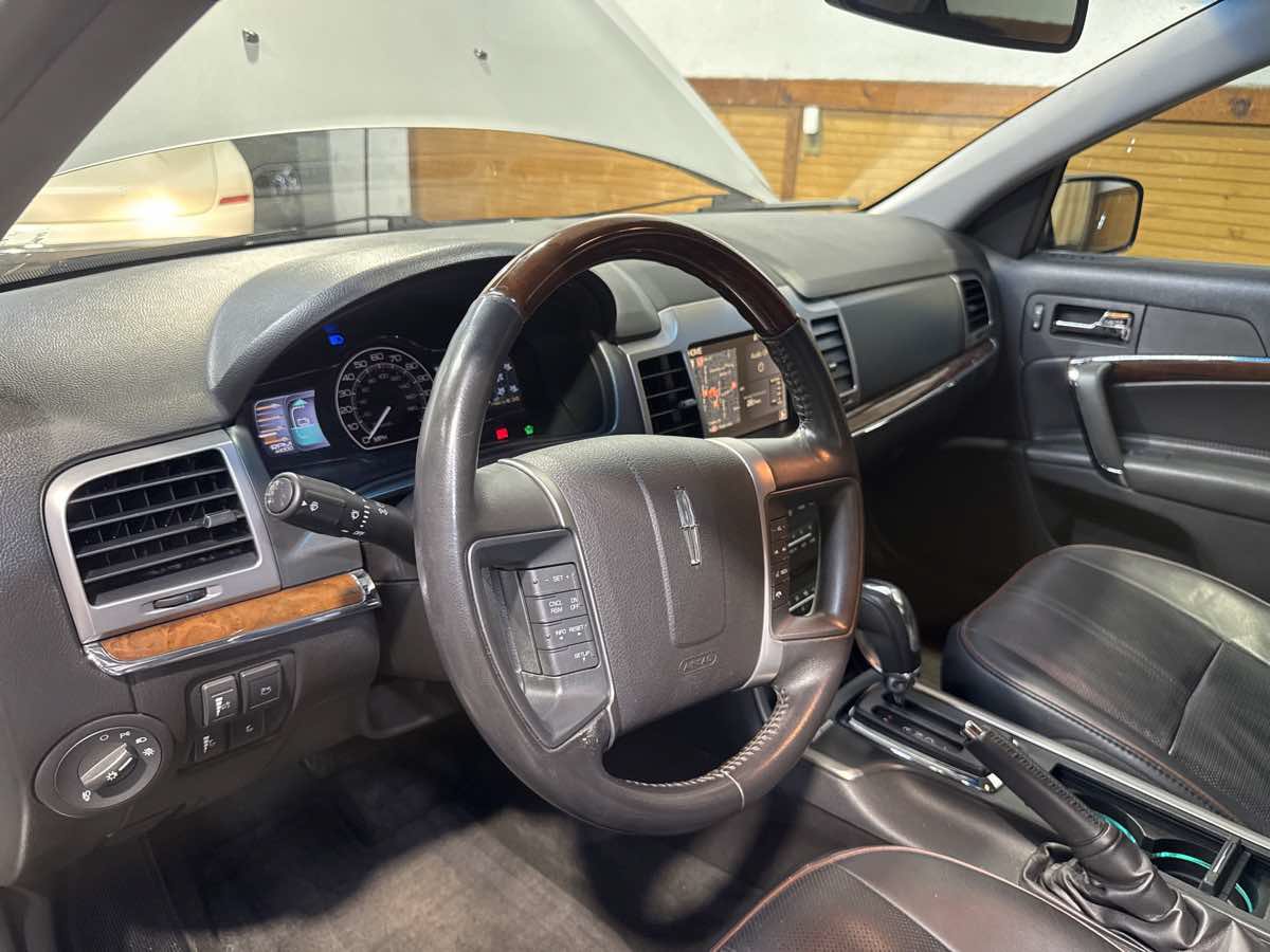Used 2012 Lincoln MKZ Hybrid FWD image 16