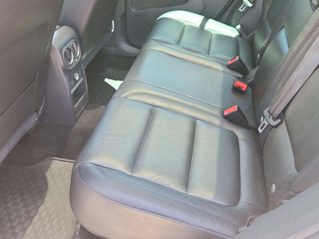 Used 2011 Volkswagen Tiguan S AWD/4WD image 12