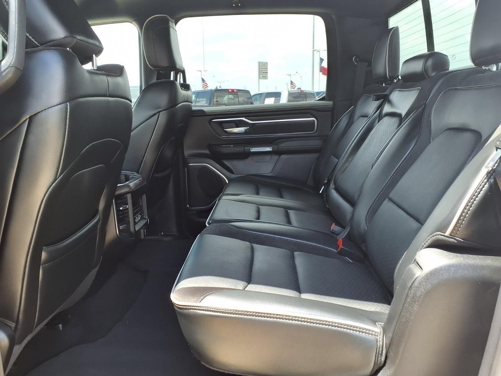 Used 2025 RAM 1500 Laramie AWD/4WD image 17
