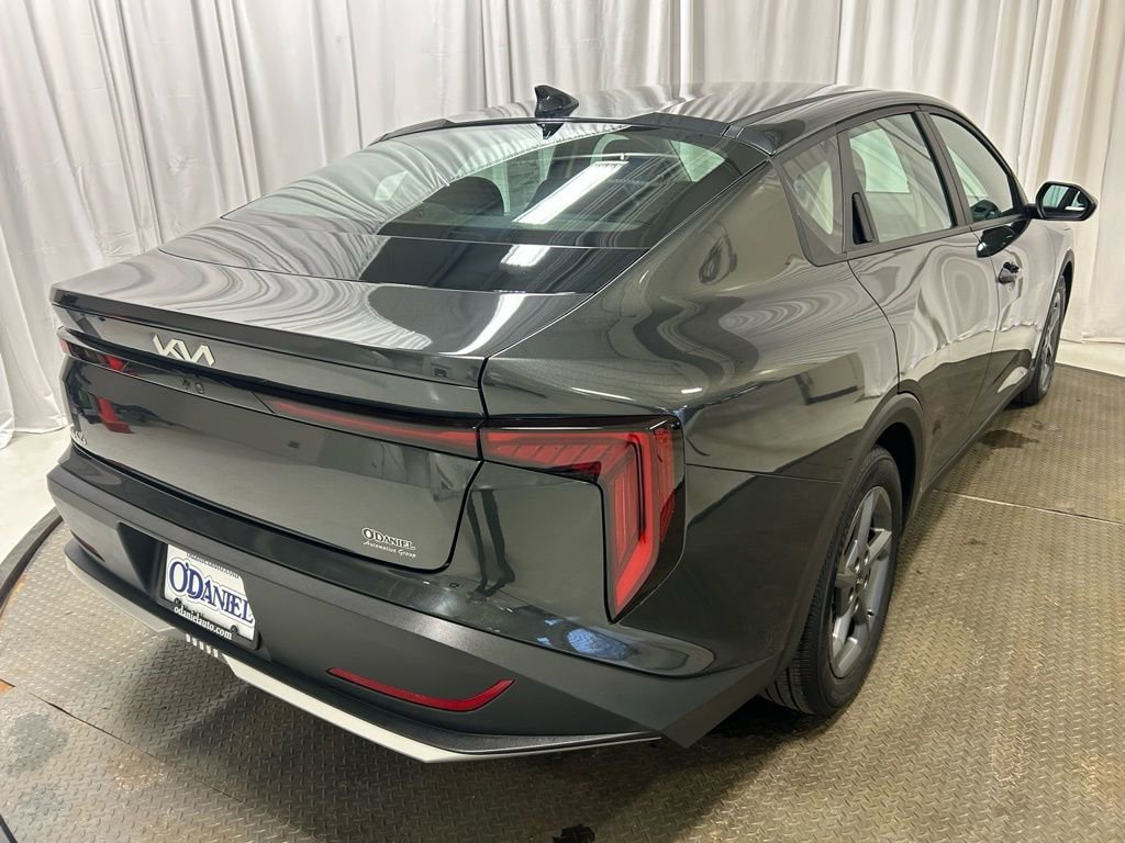 Used 2025 Kia K4 LXS image 29