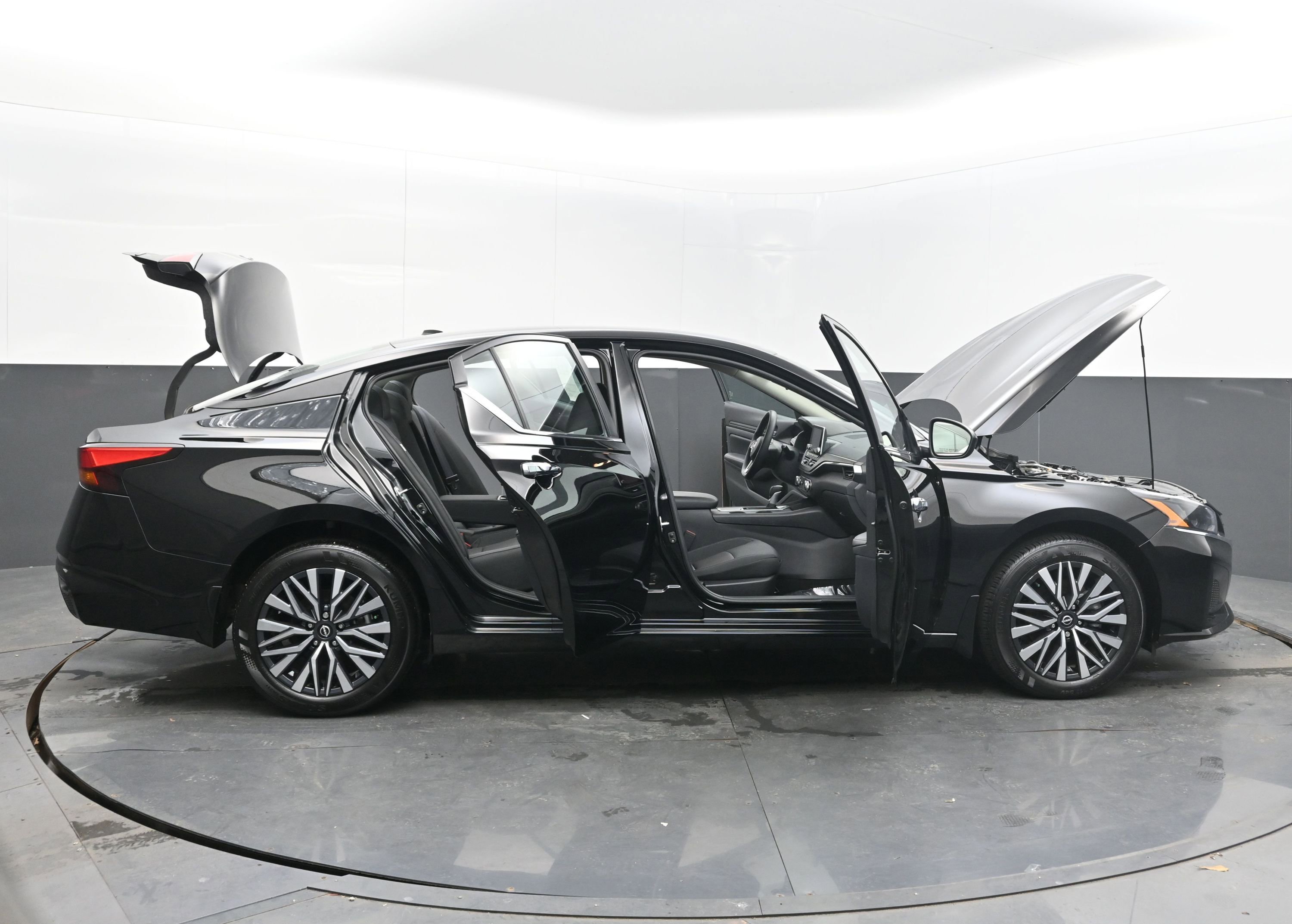 Certified 2025 Nissan Altima 2.5 SV image 45