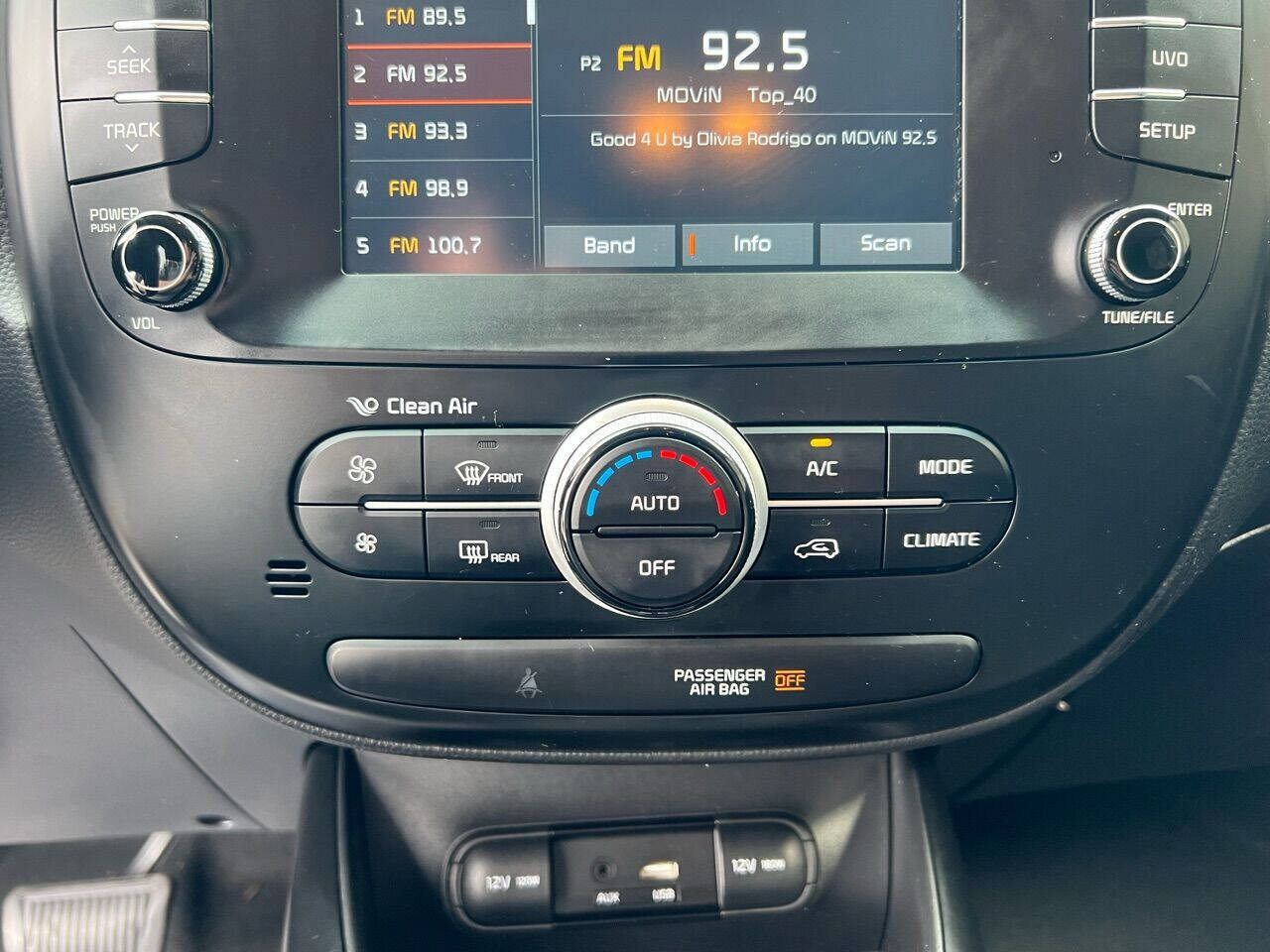 Used 2018 Kia Soul + image 28