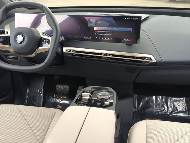 New 2026 BMW iX xDrive45 w/ Premium Package image 14