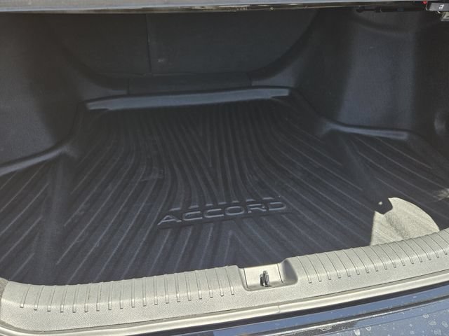 Used 2024 Honda Accord Sport image 14