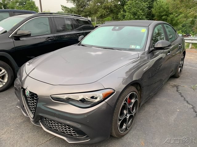 Used 2024 Alfa Romeo Giulia Veloce
